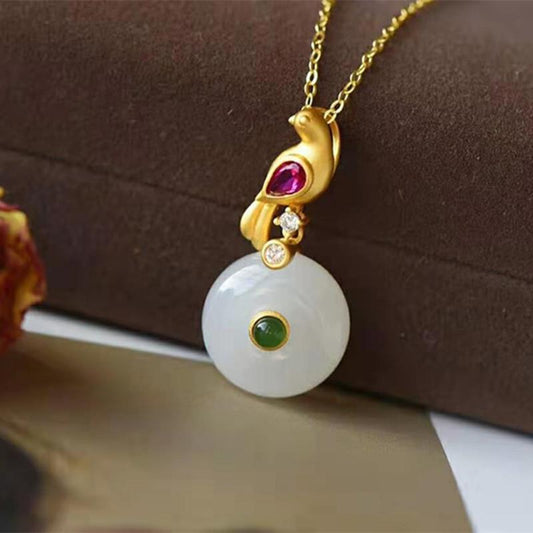 Elegant Gold Piece for Every Occasion