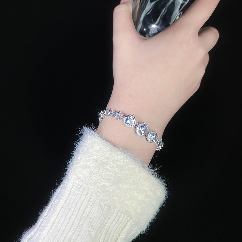 Romantic Bracelet for Special Moments