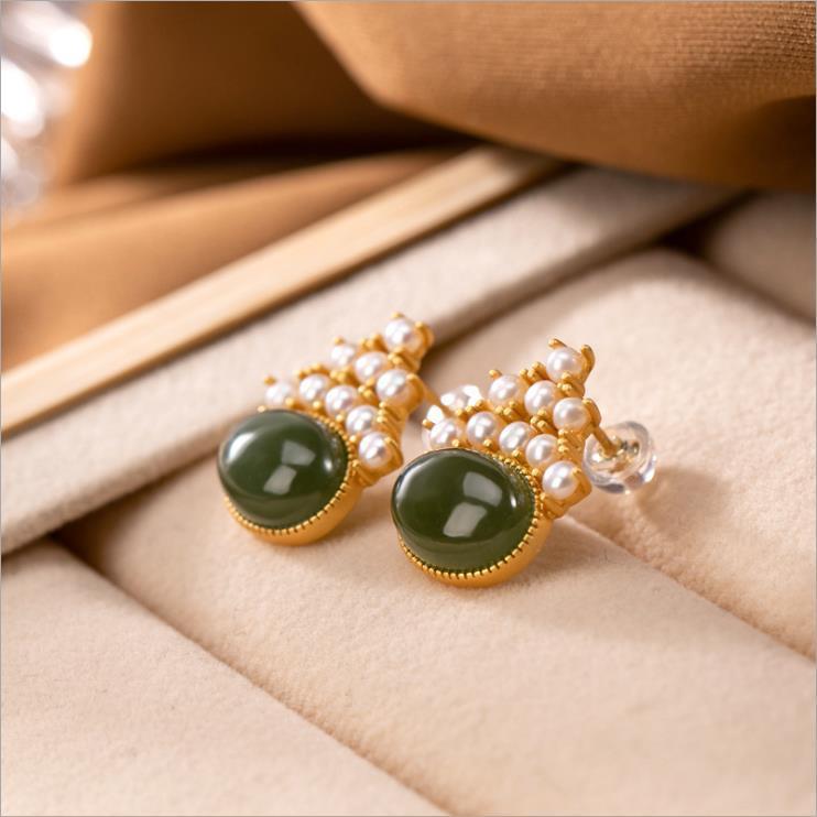 Vintage Handmade Gold Earring
