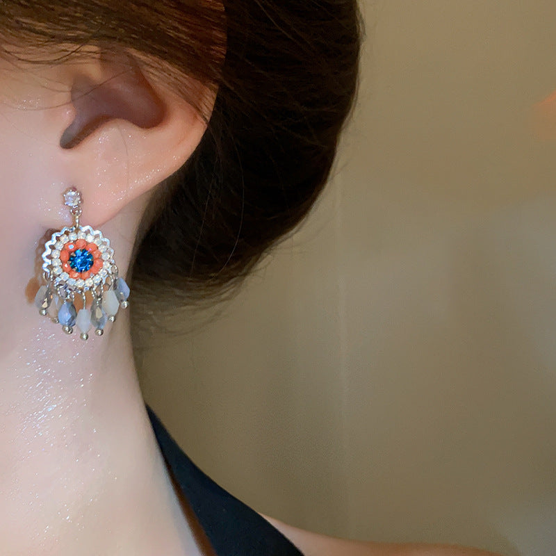 Charming Earring for Any Occasion