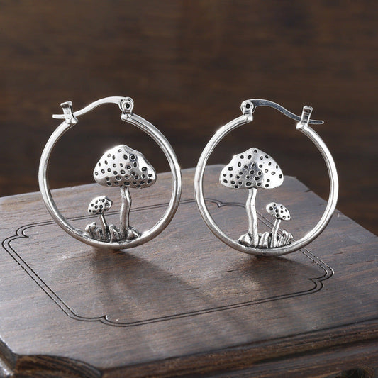 Charming Earring for Any Occasion