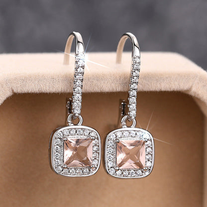 Charming Piece for Any Occasion