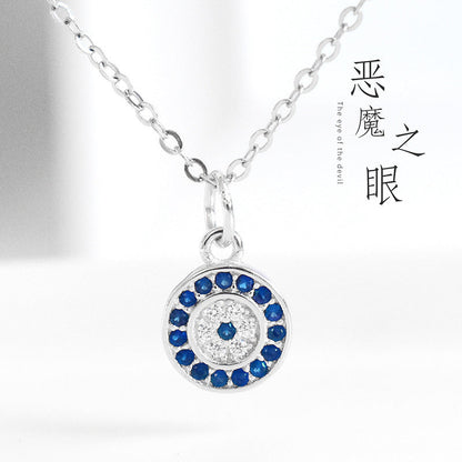 Beautiful Gold Necklace with Unique Style