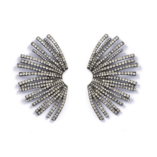 Charming Piece for Any Occasion