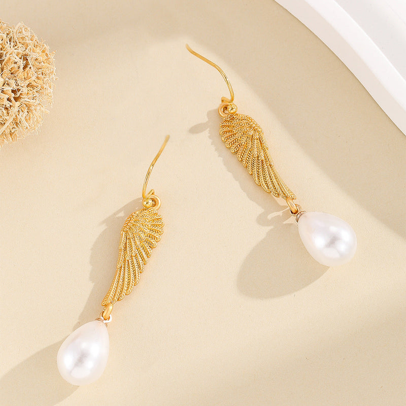 Delicate Artisan Gold Earring