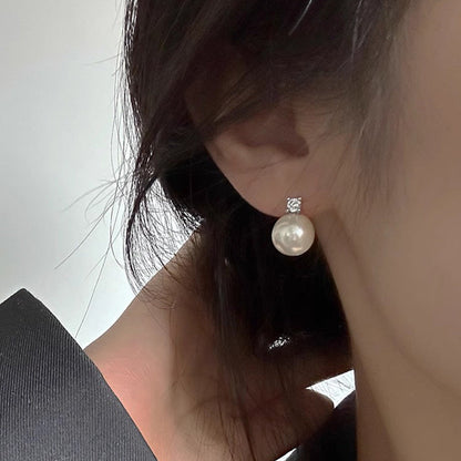 Delicate Artisan Pearl Earring
