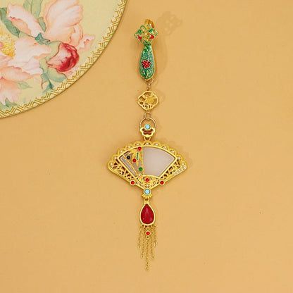 Beautiful Gold Pendant with Unique Style