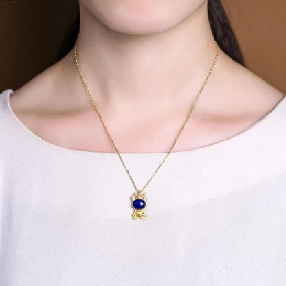 Beautiful Silver Necklace with Unique Style