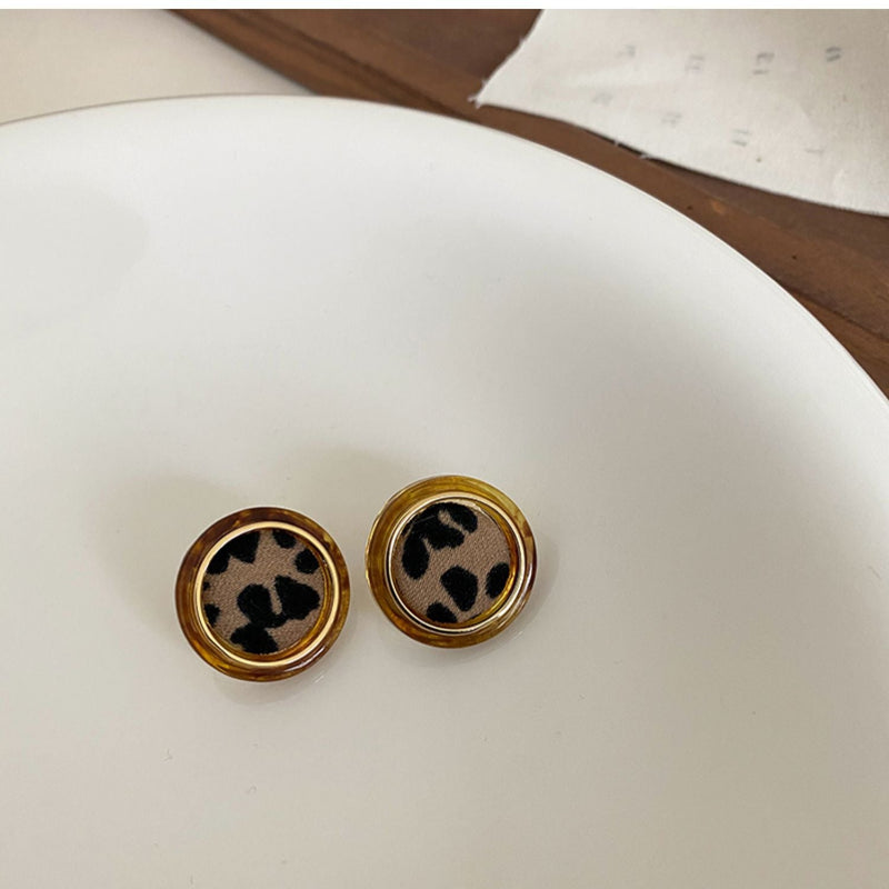 Elegant Earring for Every Occasion