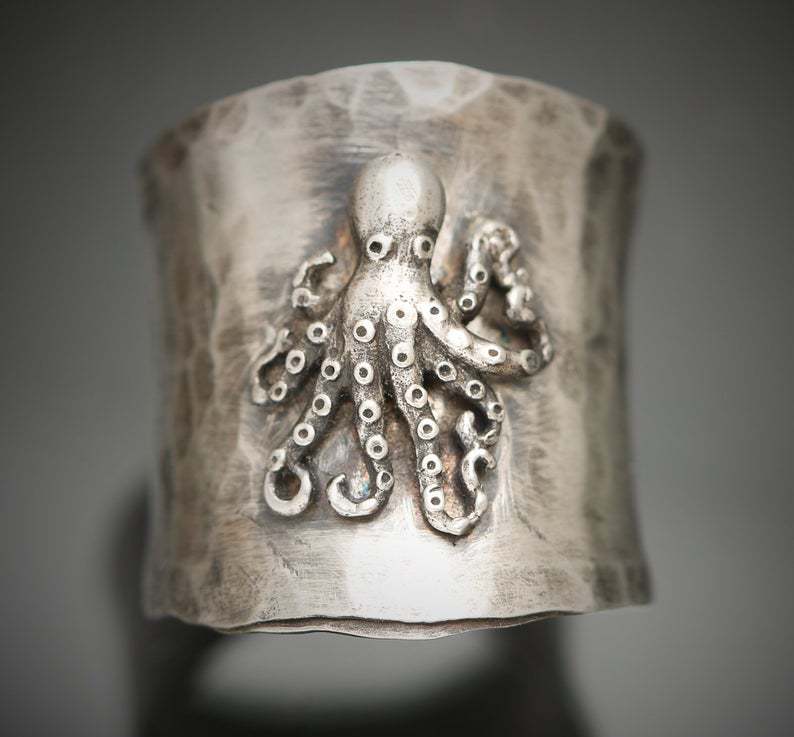 Charming Ring for Any Occasion