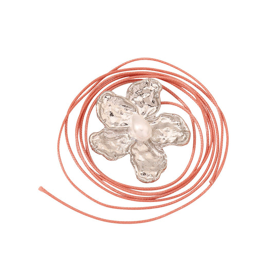 Romantic Pearl Necklace for Special Moments
