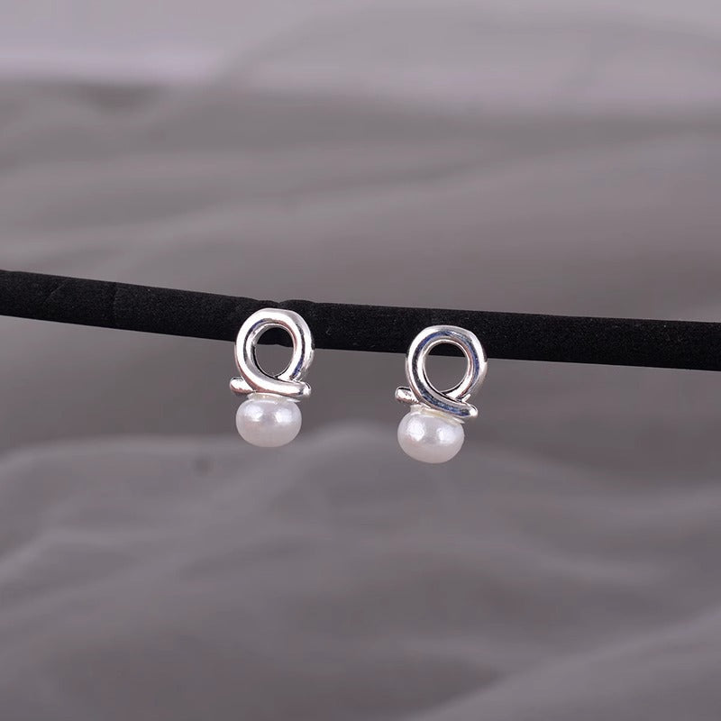 Stunning Pearl Earring for Daily Wear