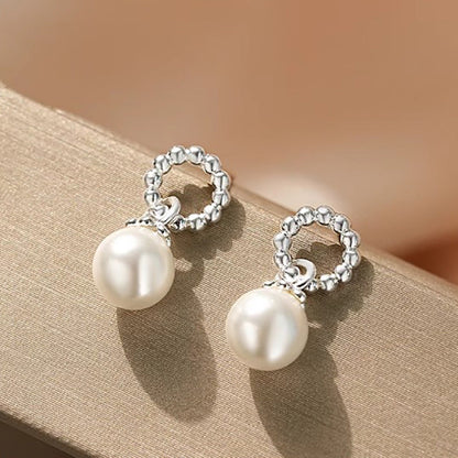 Beautiful Pearl Earring with Unique Style