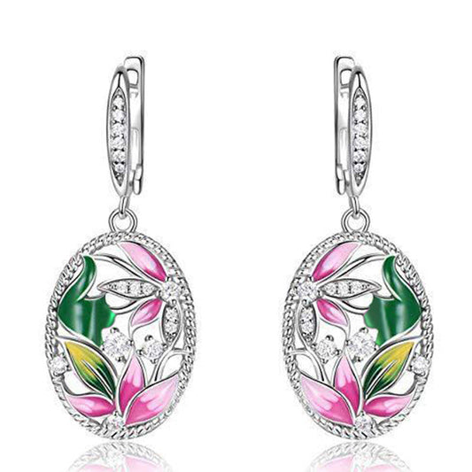 Charming Earring for Any Occasion