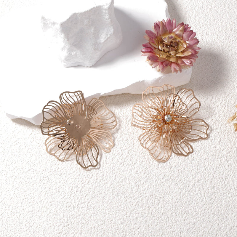 Romantic Earring for Special Moments