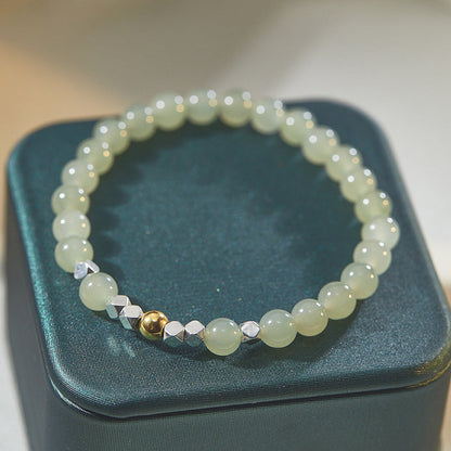 Classic Silver Bracelet with Timeless Appeal