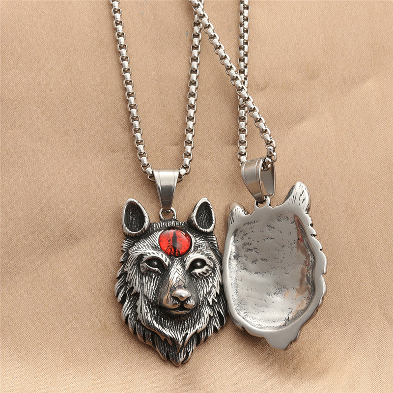 Charming Pendant for Any Occasion