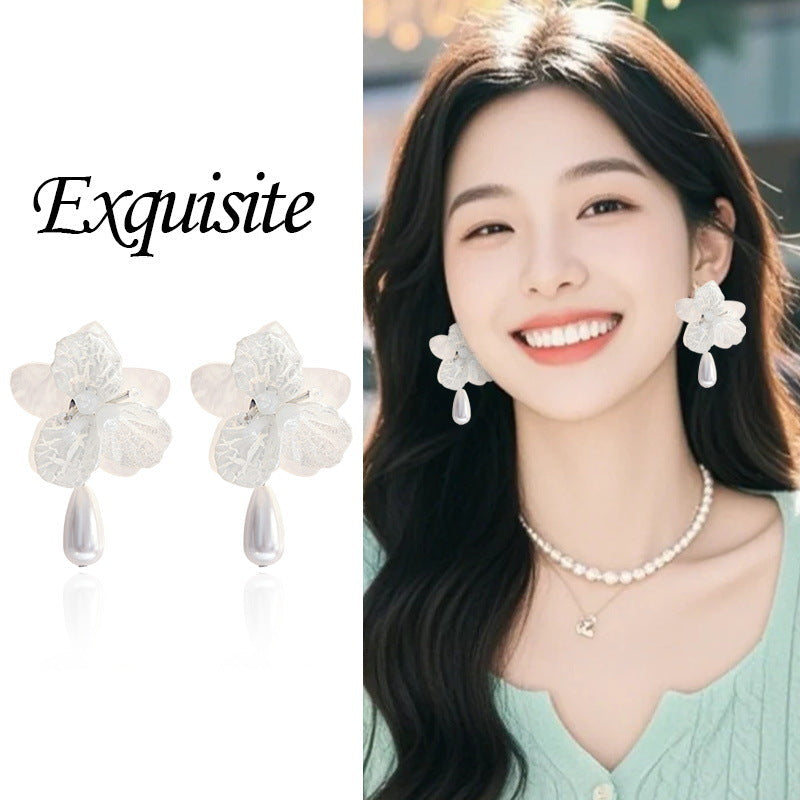 Elegant Pearl Earring for Every Occasion