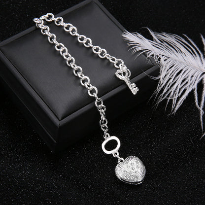 Beautiful Bracelet with Unique Style