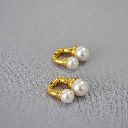 Classic Silver Earring with Timeless Appeal