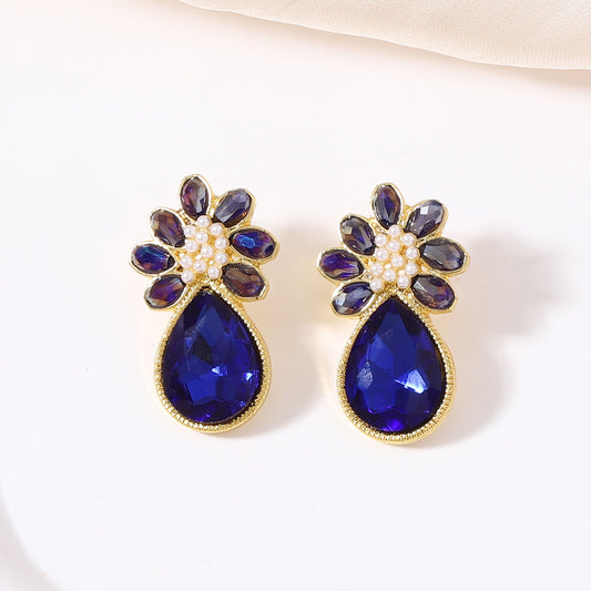Classic Earring with Timeless Appeal
