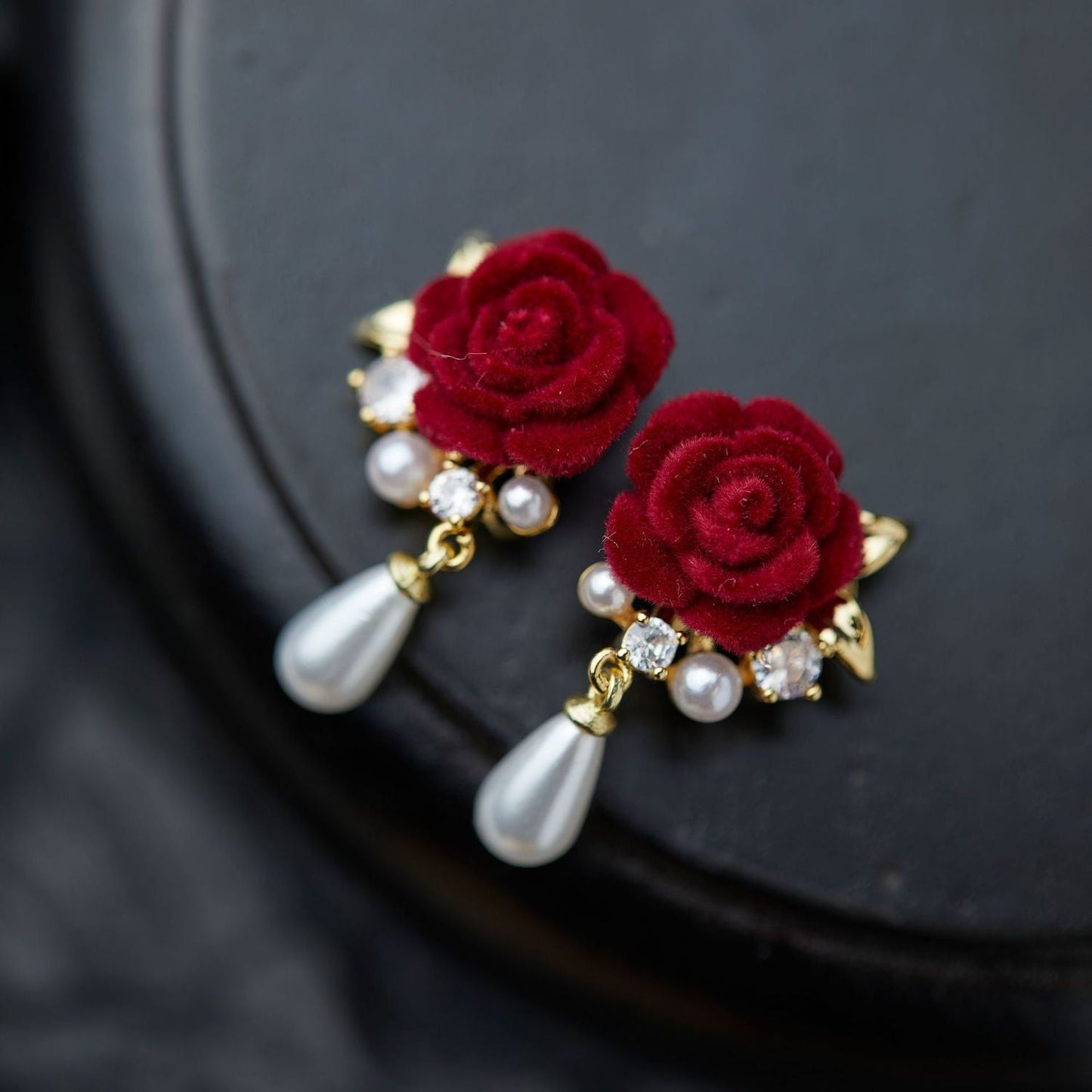Stunning Pearl Earring for Daily Wear