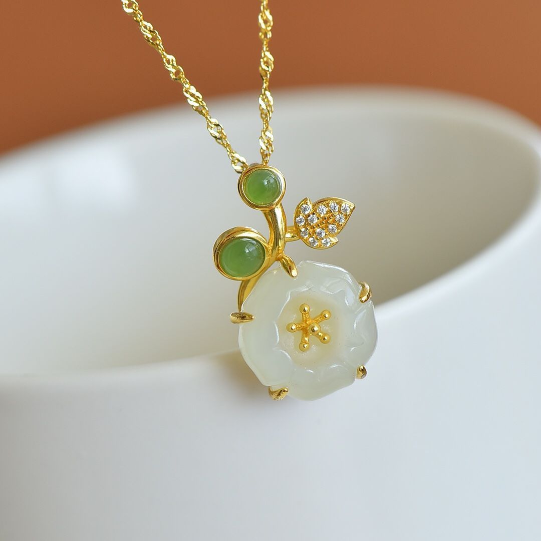 Vintage Handmade Silver Pendant