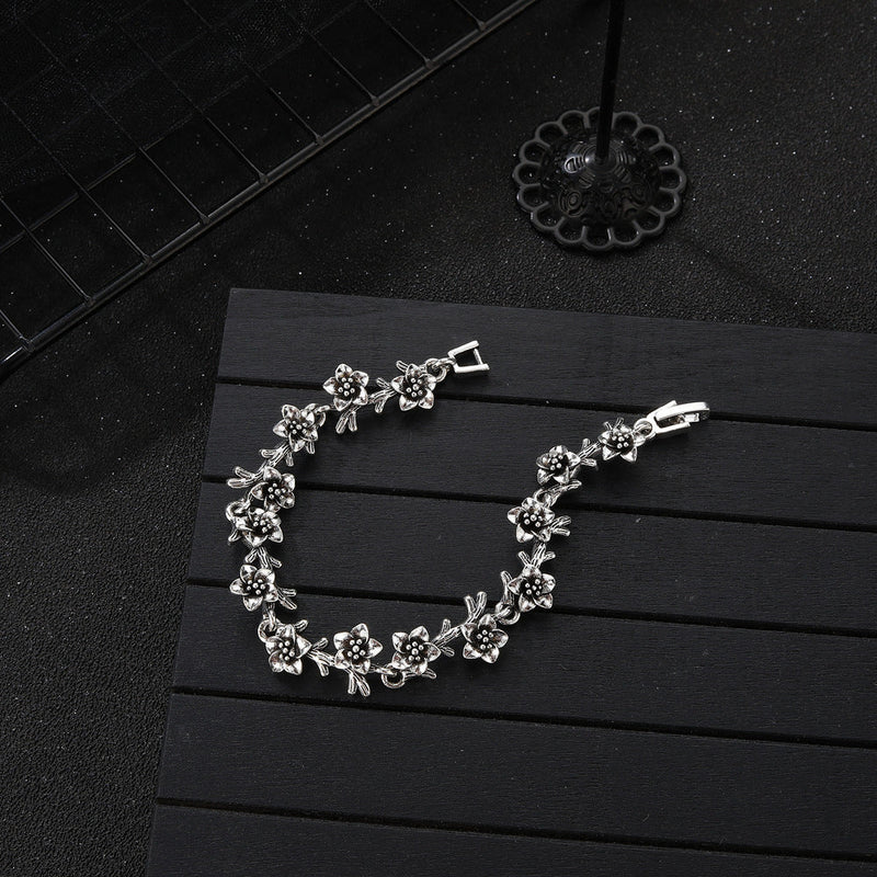 Classic Bracelet with Timeless Appeal