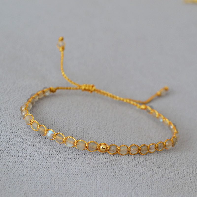 Charming Gold Bracelet for Any Occasion