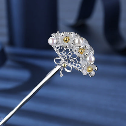 Beautiful Gold Piece with Unique Style