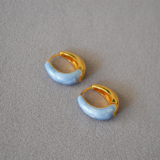 Stunning Gold Earring for Daily Wear