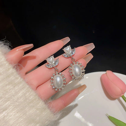 Stunning Pearl Earring for Daily Wear