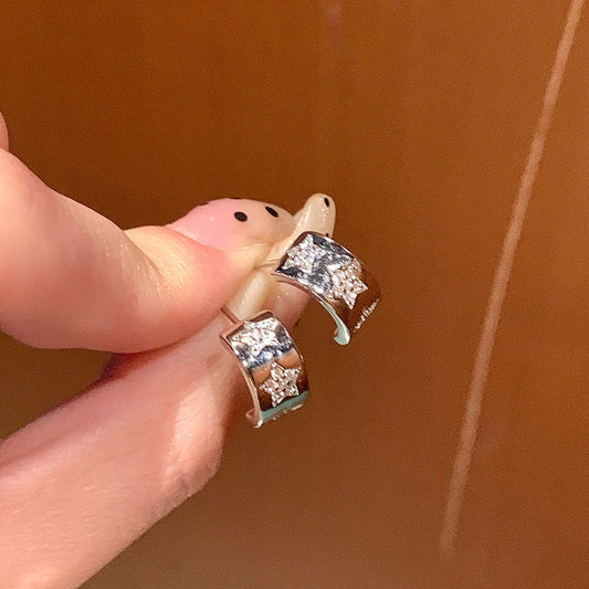 Charming Earring for Any Occasion