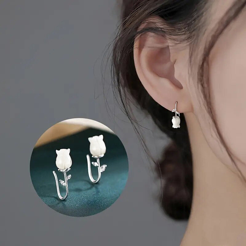 Charming Piece for Any Occasion