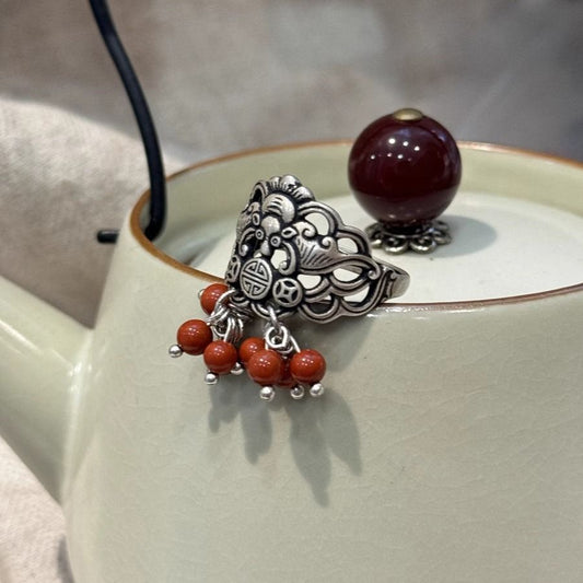 Charming Silver Ring for Any Occasion