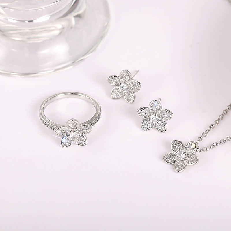 Beautiful Necklace with Unique Style