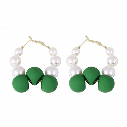 Beautiful Pearl Earring with Unique Style