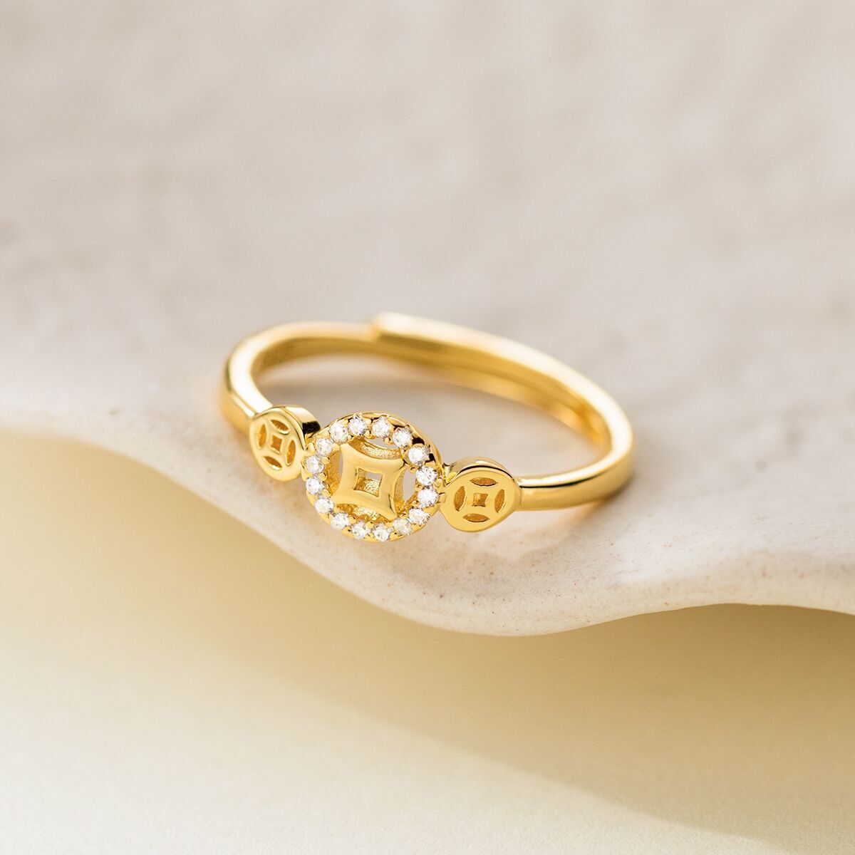 Stunning Ring for Daily Wear