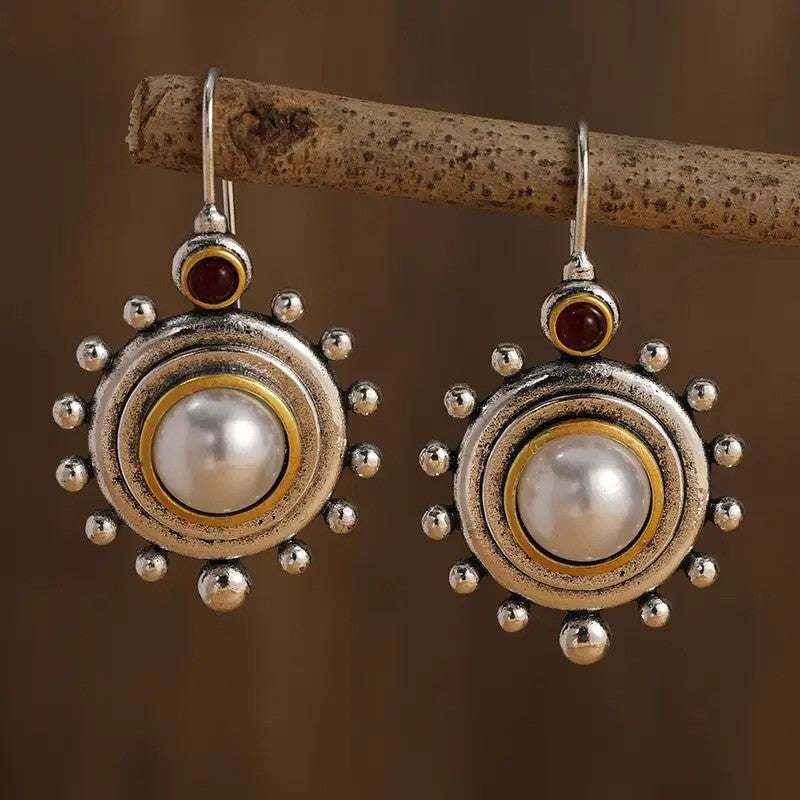 Classic Pearl Earring with Timeless Appeal
