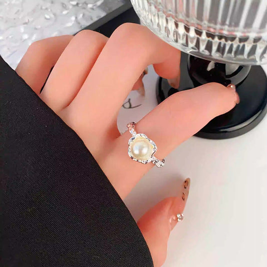 Beautiful Ring with Unique Style