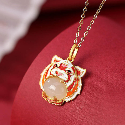 Charming Gold Necklace for Any Occasion