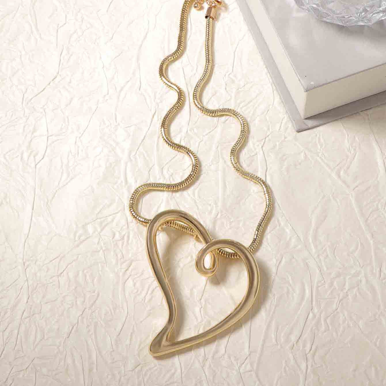 Beautiful Necklace with Unique Style