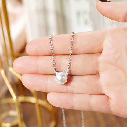 Classic Pearl Necklace with Timeless Appeal