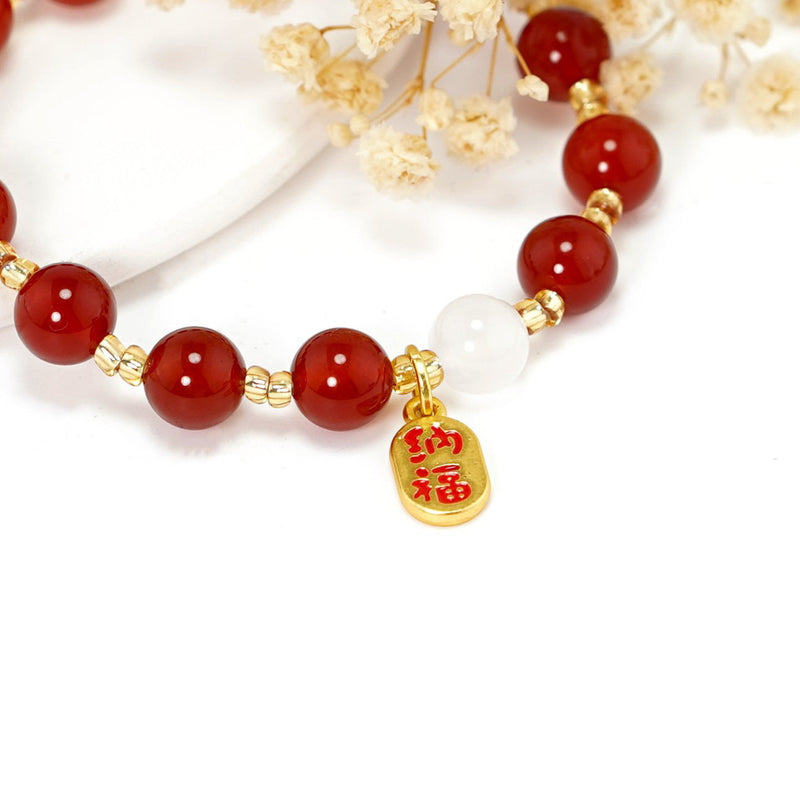 Romantic Silver Bracelet for Special Moments