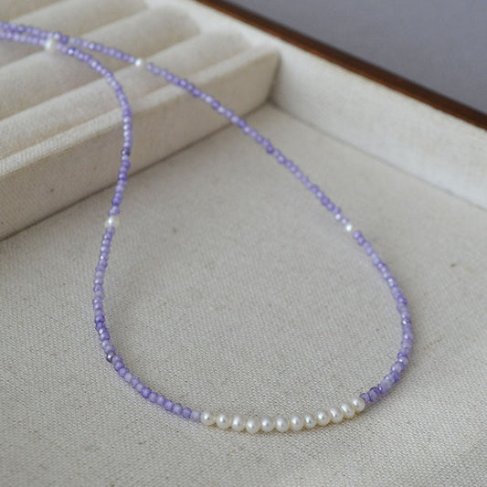 Classic Pearl Necklace with Timeless Appeal