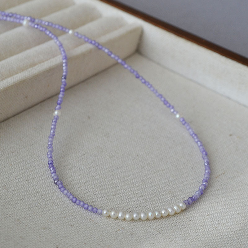Classic Pearl Necklace with Timeless Appeal