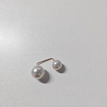 Delicate Artisan Pearl Piece