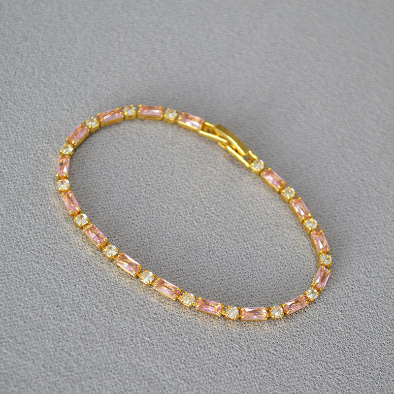 Charming Bracelet for Any Occasion