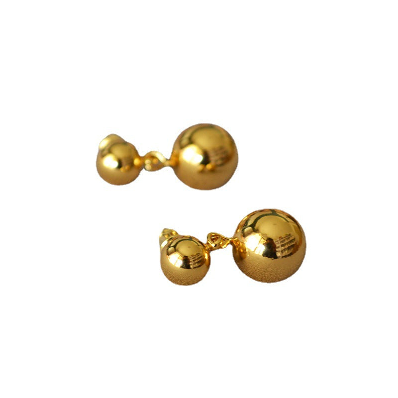 Beautiful Gold Earring with Unique Style