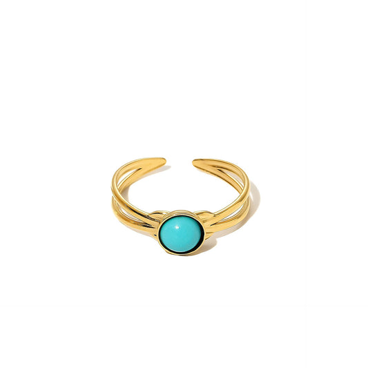 Classic Gold Ring with Timeless Appeal